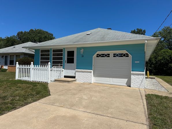 19 Mount Blanc Ln