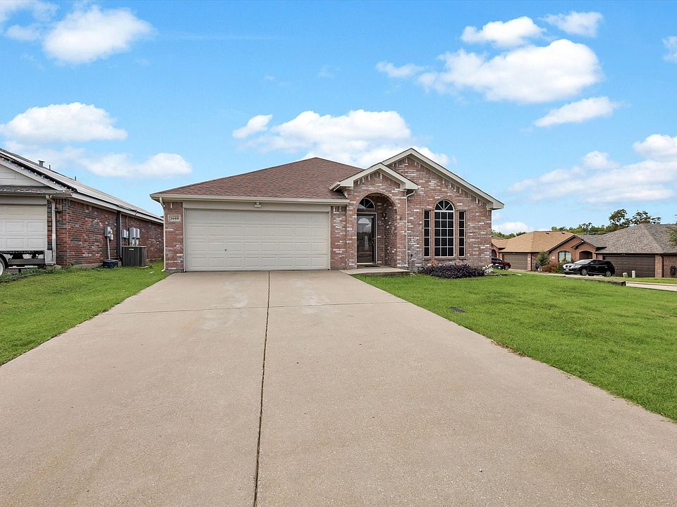 1st image of 3000 Prairie Hill Ln