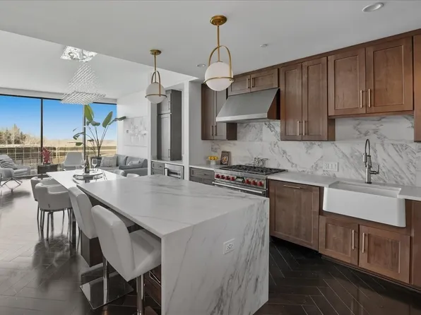 1616 W End Ave #2906, Nashville, TN 37203