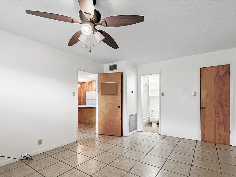 120 McAdams Ln #G — Photo 12