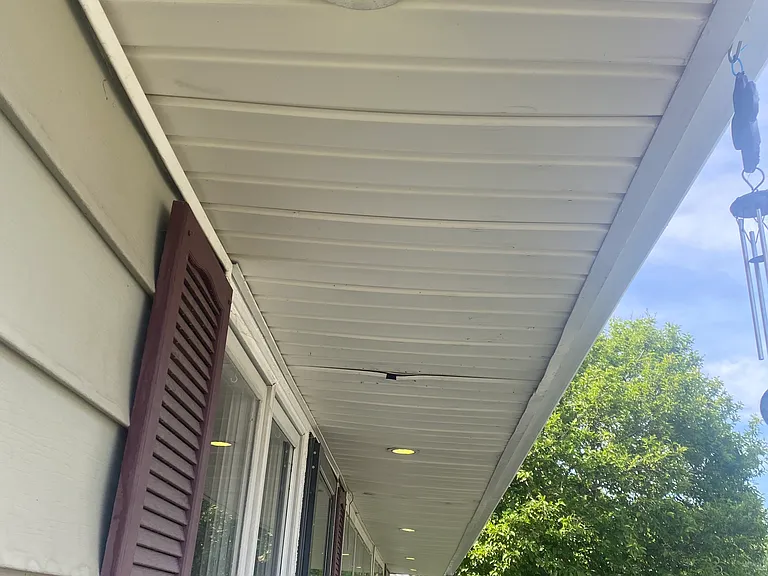 2121 Gay Dr — Photo 14