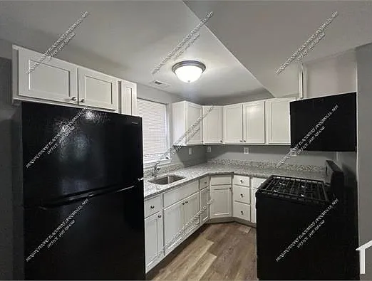 2 bed, $1,900 — Photo 3