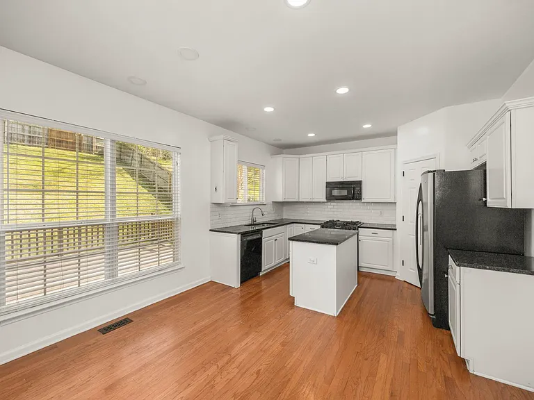 513 Cold Stream Pl — Photo 13
