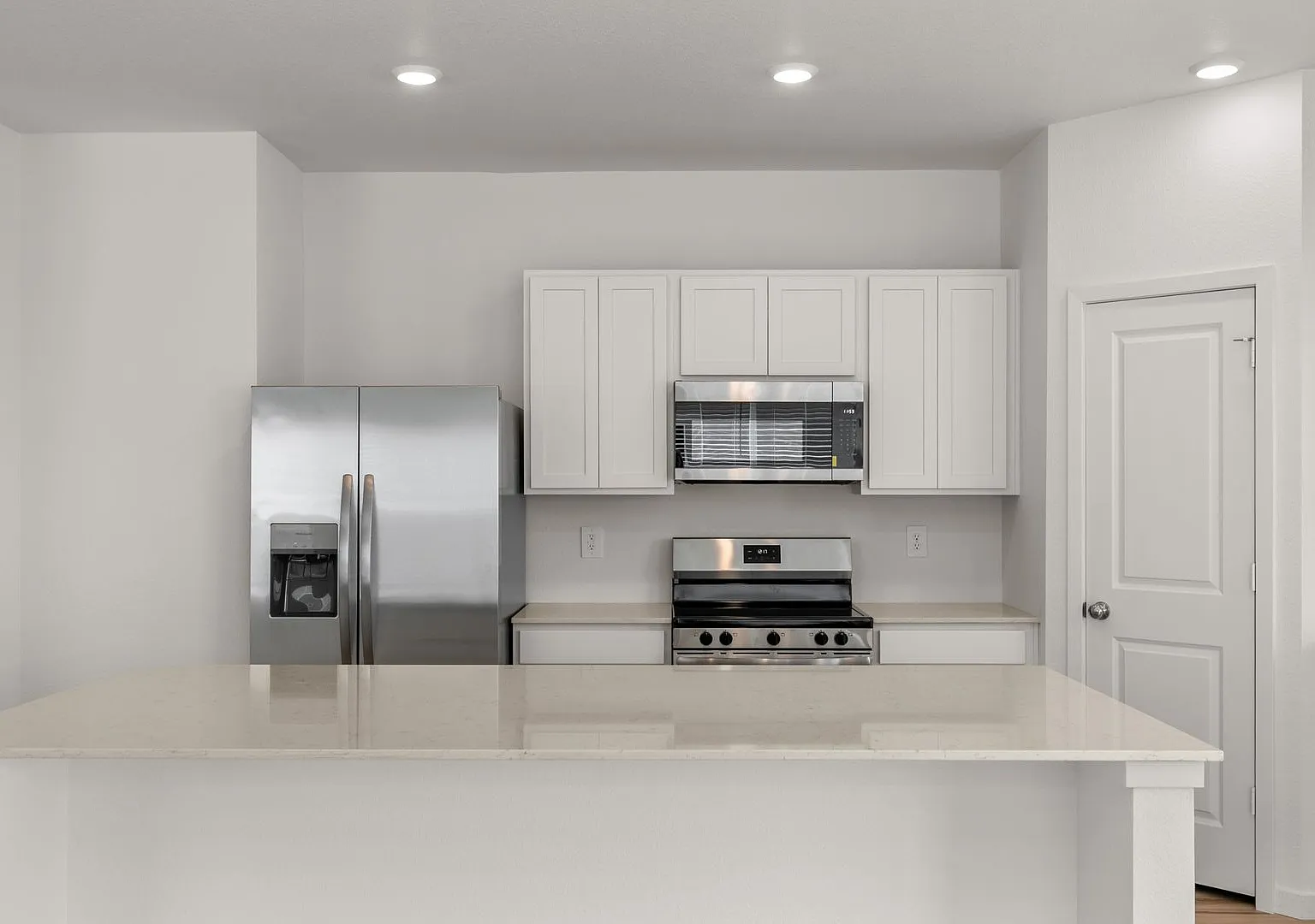 Brand-New 5-Bedroom Home with Private Next Gen Suite in Kinston at Centerra — Photo 4