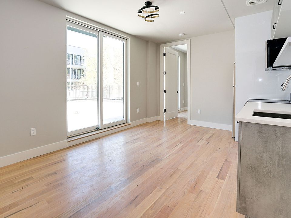 1st image of 12 Jefferson St #A2c