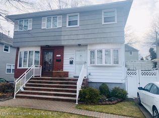 196 Robinson Ave, Staten Island, NY 10312
