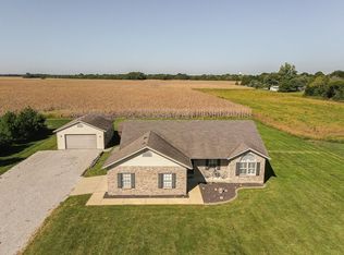 525 Southeast St, Alhambra, IL 62001