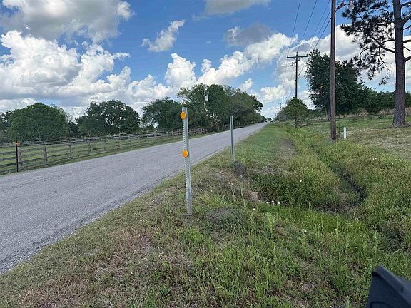 4th image of 11857 Brooks Rd