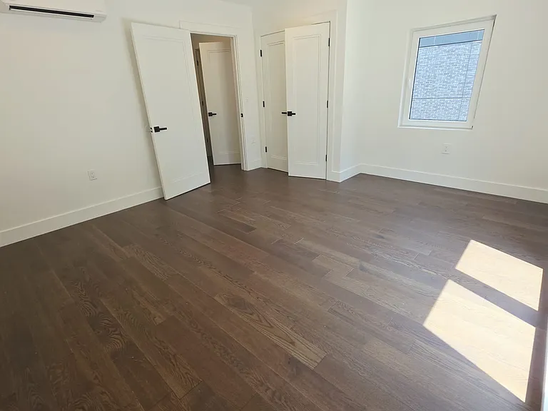 195 Bay St #1A — Photo 8