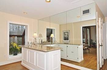 3rd image of 1 Oaklyn Ct