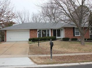 349 Messina Dr, Ballwin, MO