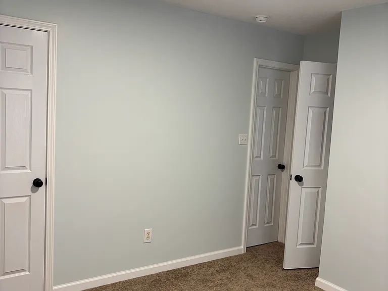 213 Twin Eagles Dr — Photo 2