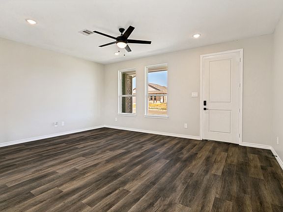 3rd image of 1426 Dry Creek Dr #1401
