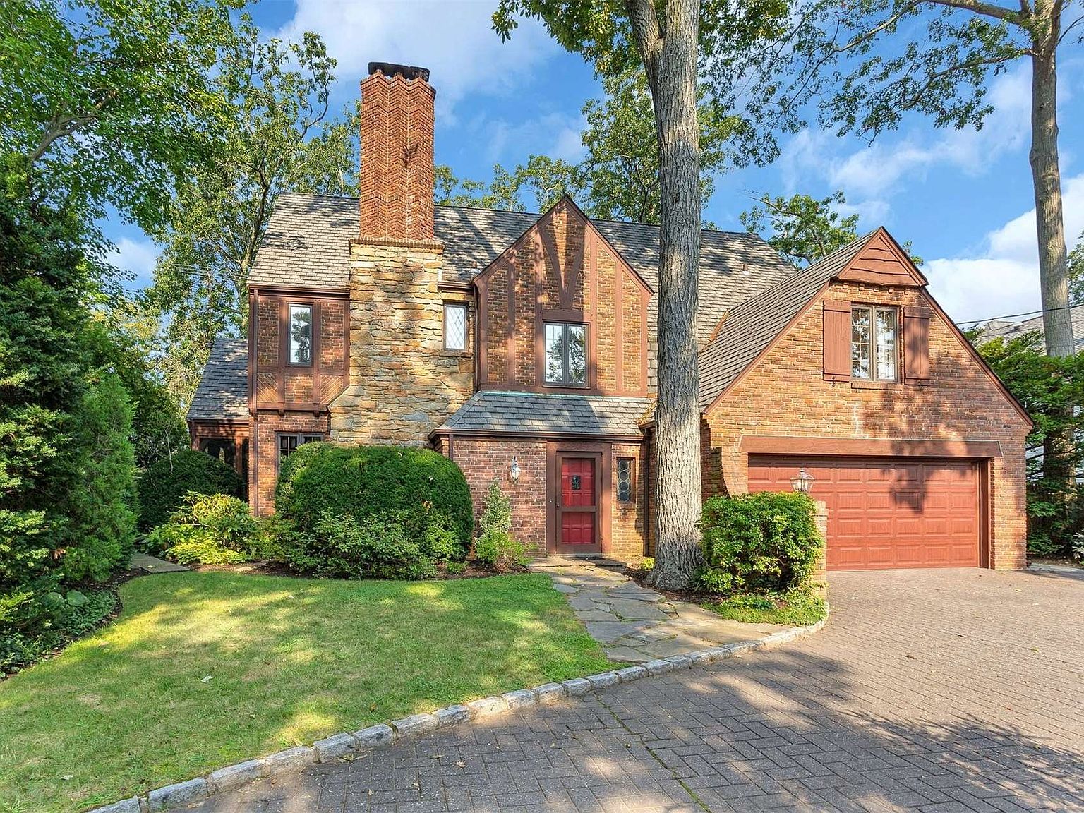 21 Heckscher Drive, Halesite, NY 11743 Zillow