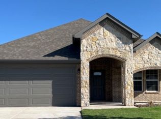 8205 Scott Ln, Greenville, TX 75402