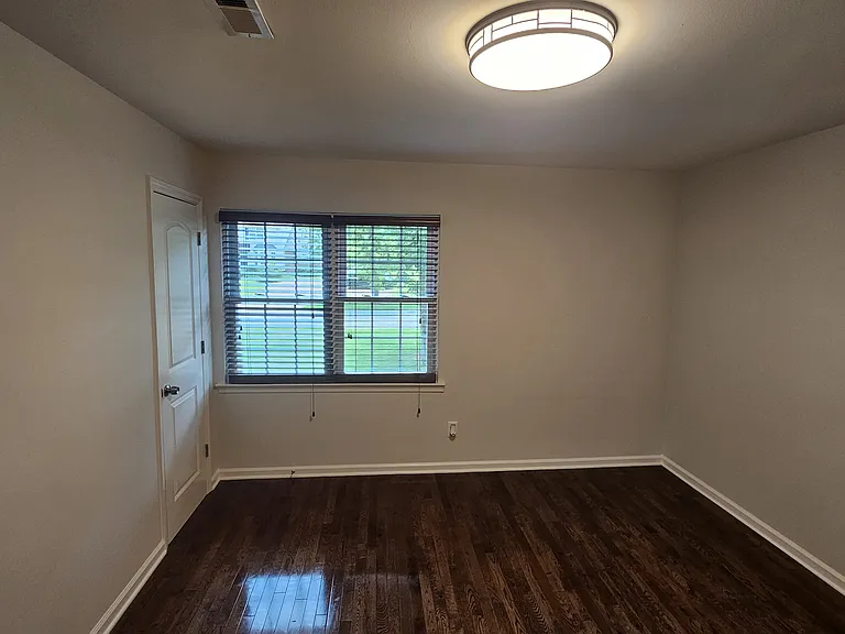 216 Brattlesboro Pl — Photo 18