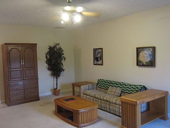 5th image of 638 Clifty Falls Ln