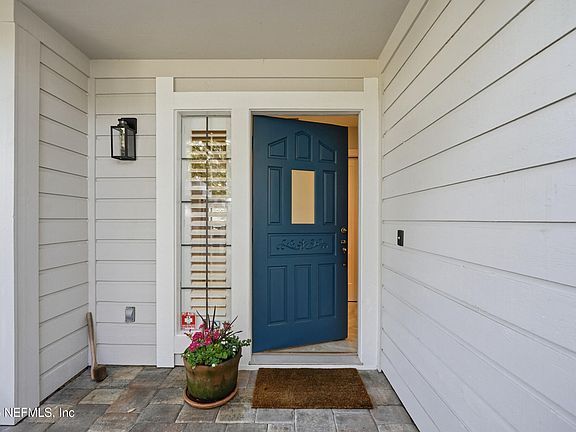 4th image of 35 SEA WINDS Lane S
