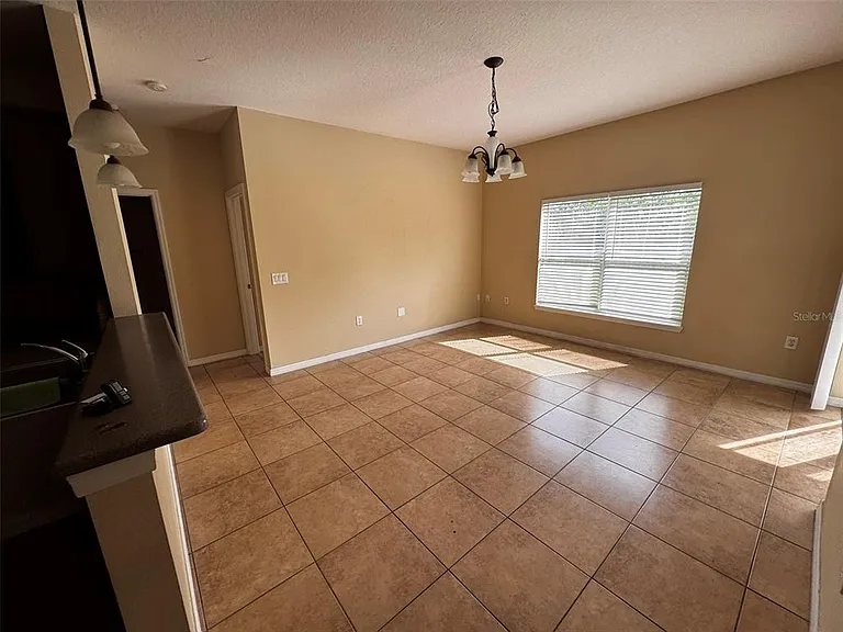 3903 Skipper Ct — Photo 16