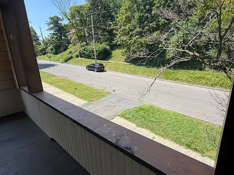 1029 Ackerman Ave #2 — Photo 9