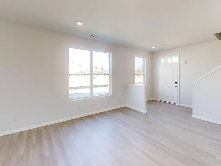 2201 Mill Ln — Photo 10