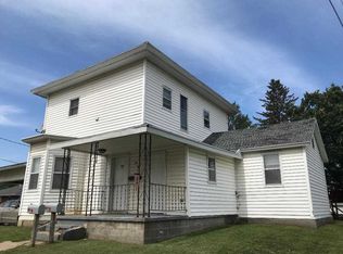 207 1st Ave SW, Waukon, IA 52172