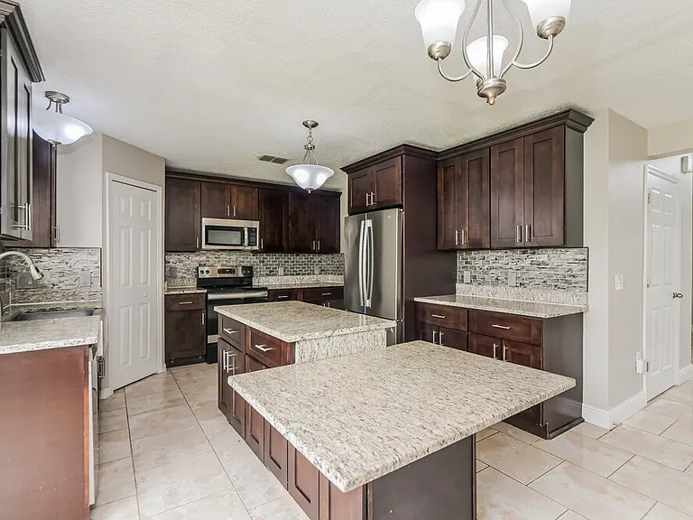 2346 Andrews Valley Dr — Photo 9