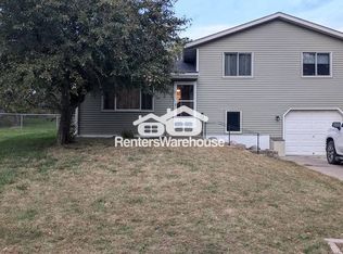 717 Division St E, Buffalo, MN 55313