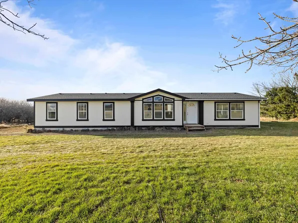 151 Clearview Rd, Pasco, WA 99301