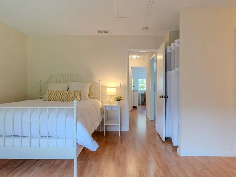 1263 Rosita Rd — Photo 14