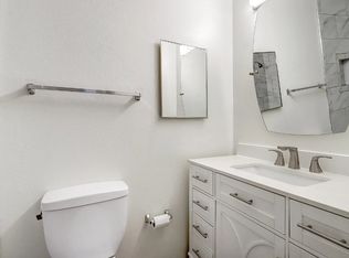 8333 Comanche Rd NE APT 2C, Albuquerque, NM 87110