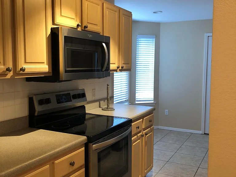 417 Summit Ridge Pl #207 — Photo 2