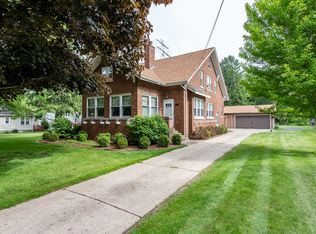 1515 3rd St, Winthrop Harbor, IL 60096