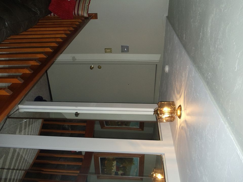 Foyer entry