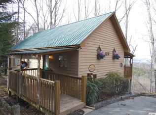 928 Pine Mountain Rd, Pigeon Forge, TN 37863