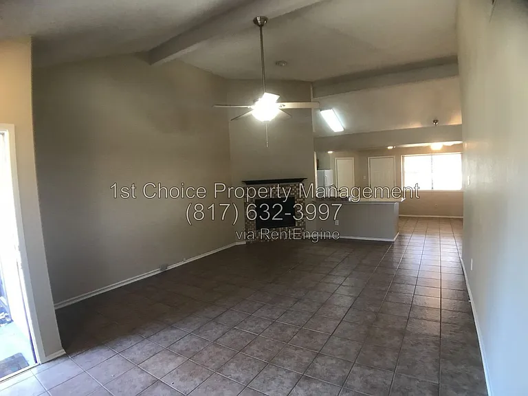 1120 Highpoint Rd — Photo 6