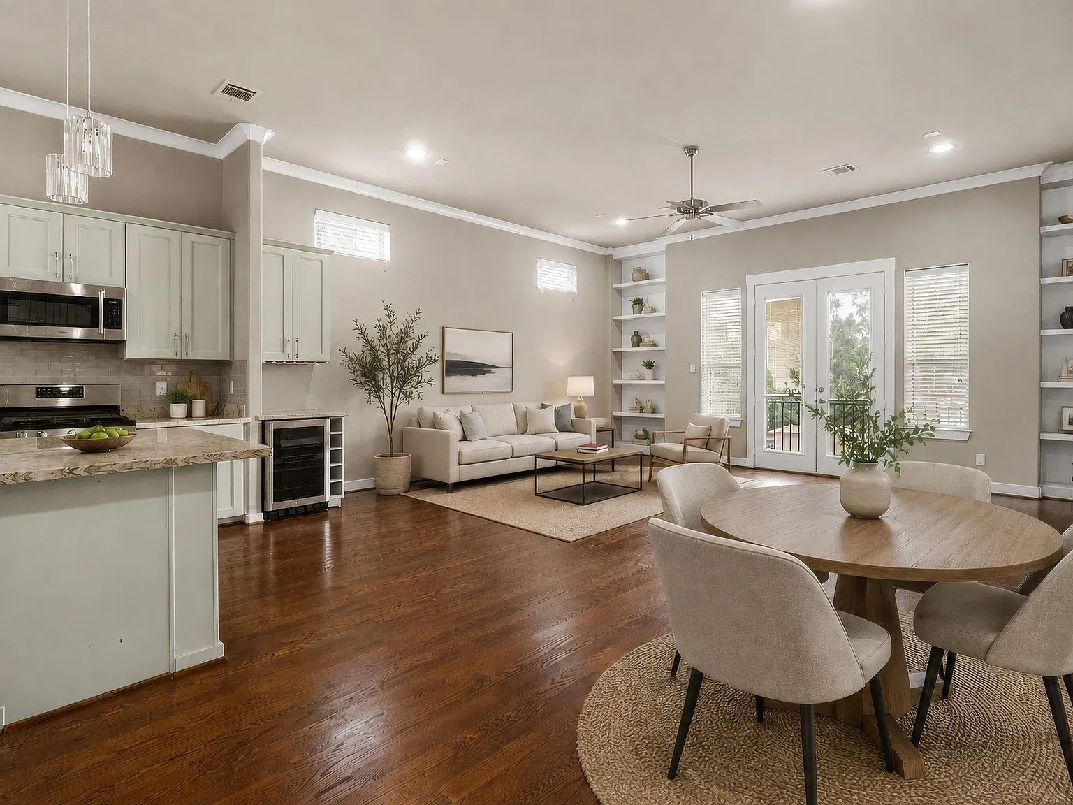 3 bed, 3.5 bath, 2014 sqft, $2,995 — Photo 2