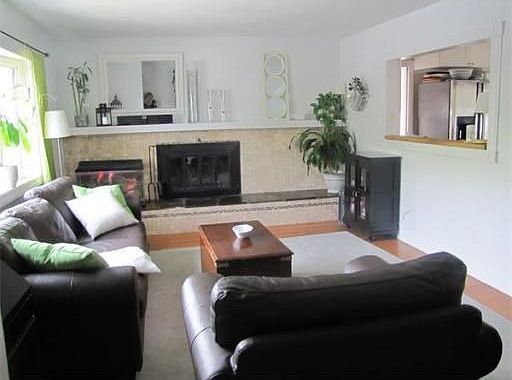4th image of 417 Essex St