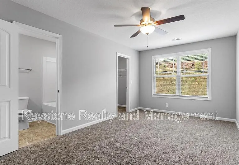 206 Woodland Valley Ln — Photo 9