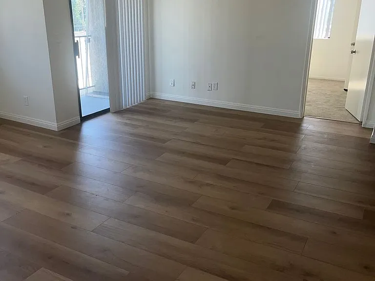 Del Mar — Photo 18
