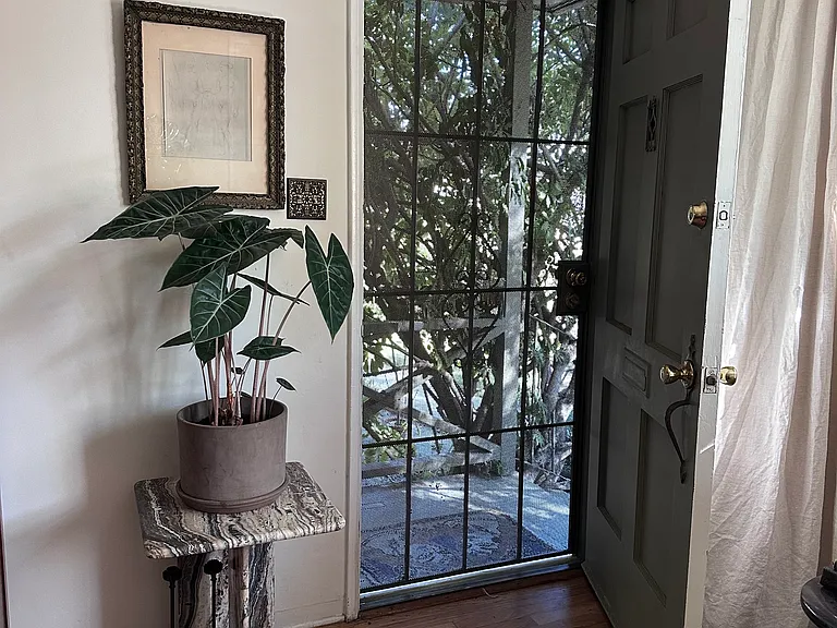 4419 Ledge Ave — Photo 22