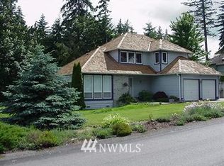 2035 Marina Vista Ct NE, Poulsbo, WA