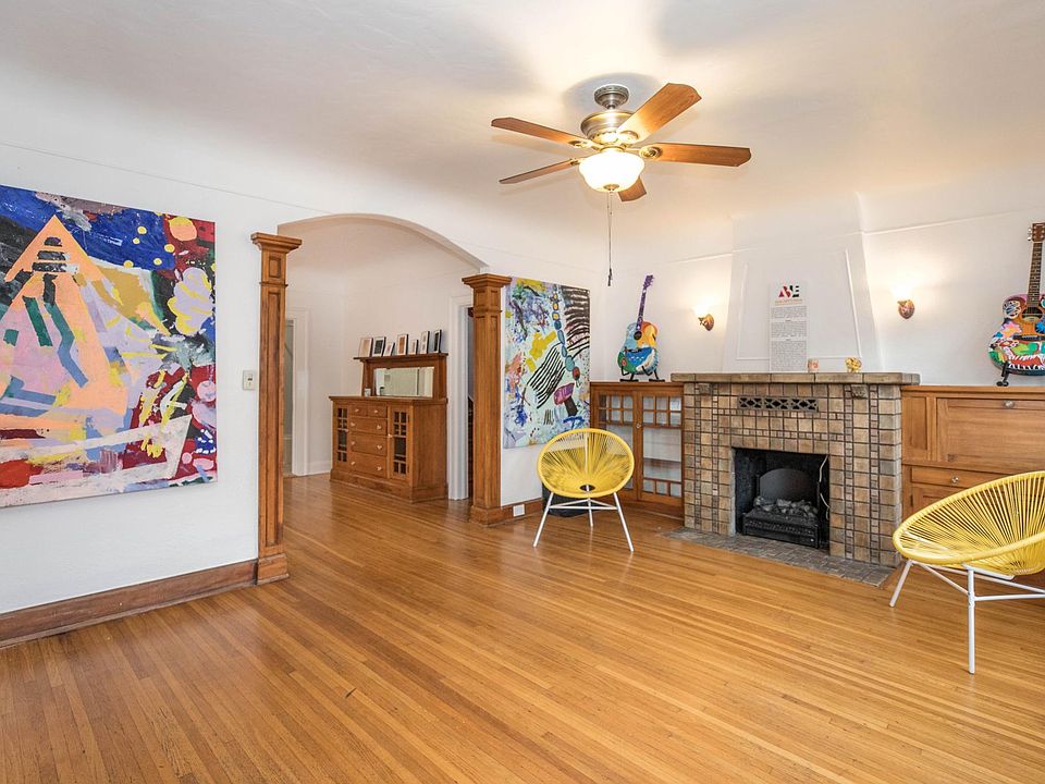 1st image of 224 N Euclid Ave #224