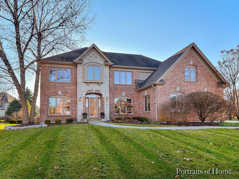 1st image of 377 Vonder Ln