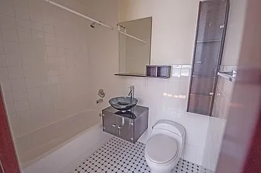 Rented by Level Group