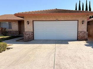 900 Gary St, Turlock, CA 95382