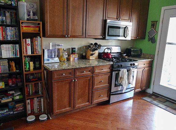 3rd image of 1531 W Hollywood Ave APT 3
