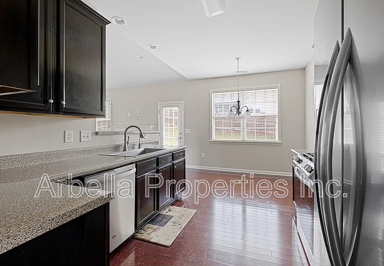 901 Hackney Rd — Photo 12