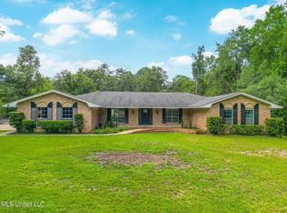 13781 John Lee Rd, Biloxi, MS 39532