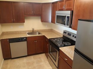 27 Middlesex Cir #1, Waltham, MA 02452